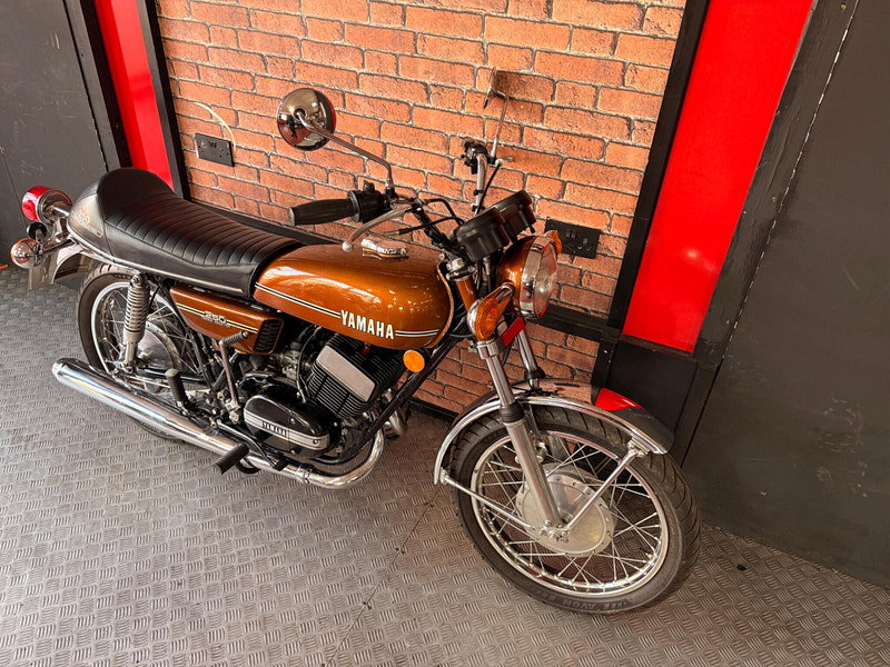 Yamaha RD250 