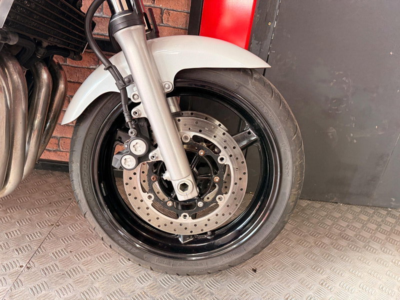 Yamaha XJR1300 XJR1300 LOW MILES CLEAN EXAMPLE