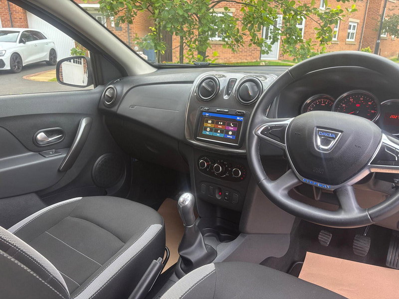 Dacia Sandero Stepway 0.9 TCe Comfort Euro 6 (s/s) 5dr