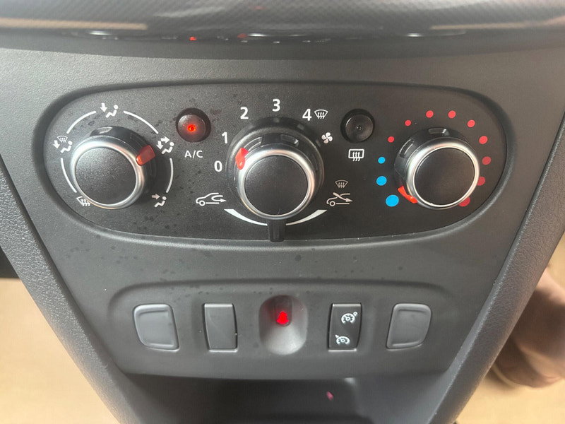 Dacia Sandero Stepway 0.9 TCe Comfort Euro 6 (s/s) 5dr