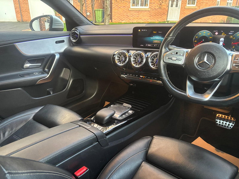 Mercedes-Benz CLA 1.3 CLA180 AMG Line (Premium 2) Coupe 7G-DCT Euro 6 (s/s) 4dr
