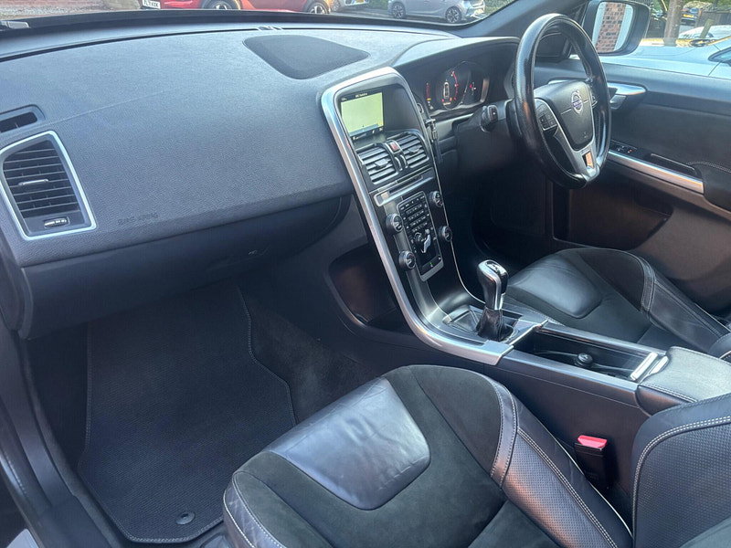 Volvo XC60 2.0 D4 R-Design Nav Euro 6 (s/s) 5dr