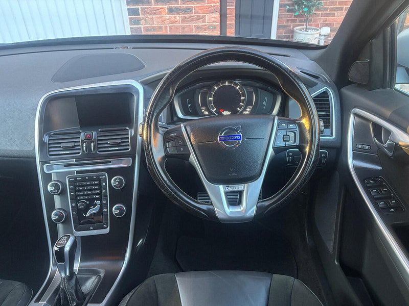 Volvo XC60 2.0 D4 R-Design Nav Euro 6 (s/s) 5dr