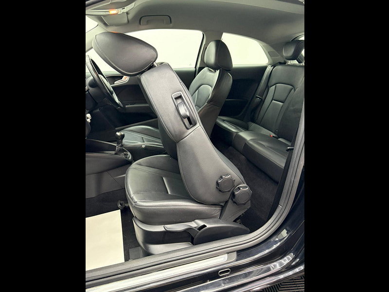 Audi A1 1.6 TDI Sport Euro 5 (s/s) 3dr