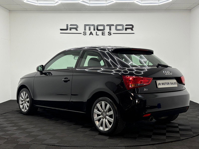 Audi A1 1.6 TDI Sport Euro 5 (s/s) 3dr