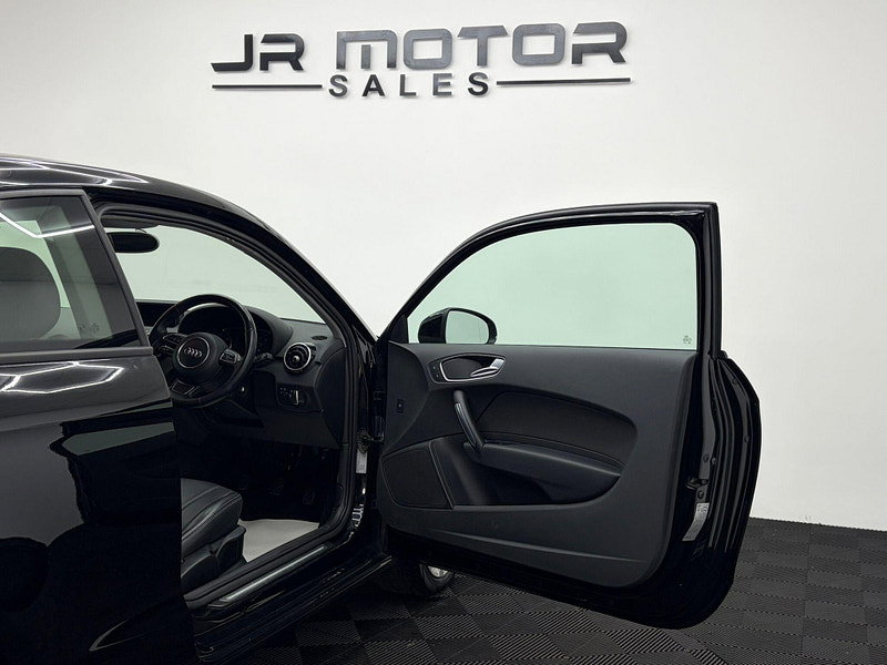 Audi A1 1.6 TDI Sport Euro 5 (s/s) 3dr