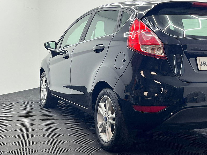 Ford Fiesta 1.25 Zetec Euro 5 5dr