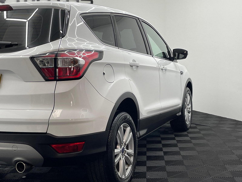 Ford Kuga 1.5 TDCi Zetec Euro 6 (s/s) 5dr