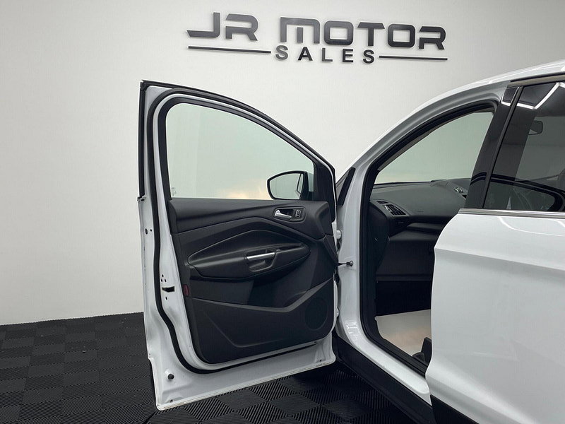 Ford Kuga 1.5 TDCi Zetec Euro 6 (s/s) 5dr