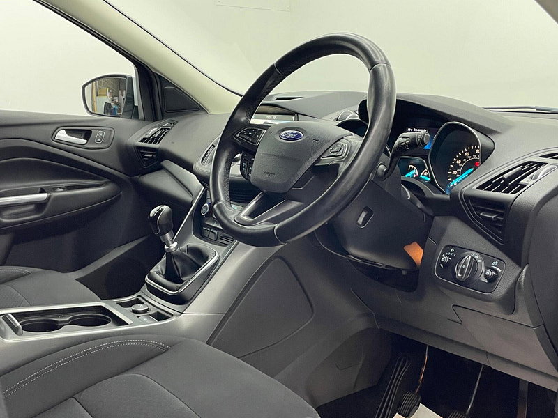 Ford Kuga 1.5 TDCi Zetec Euro 6 (s/s) 5dr