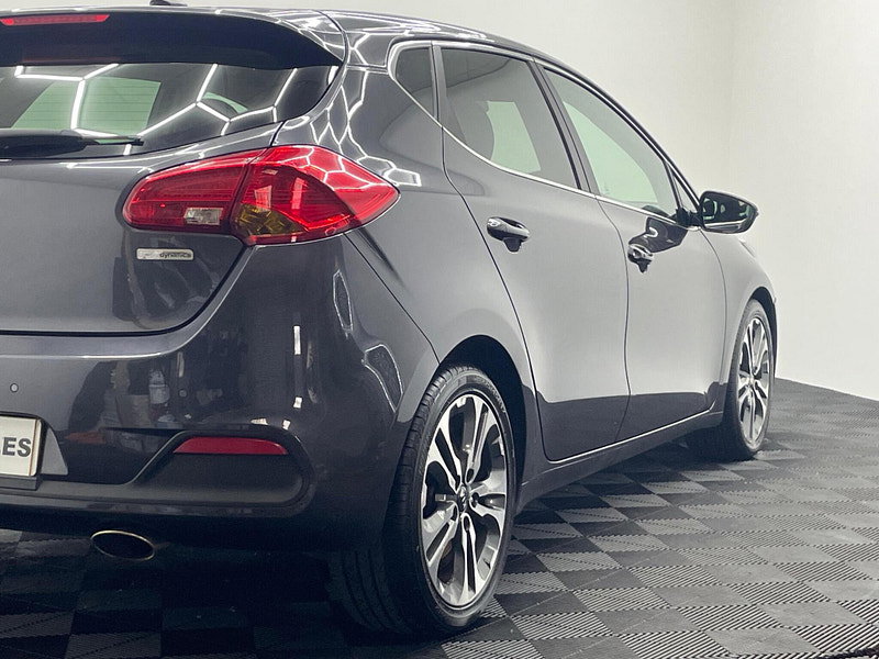 Kia Ceed 1.6 CRDi EcoDynamics 4 Euro 5 (s/s) 5dr