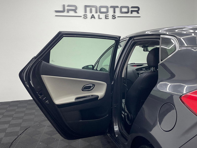 Kia Ceed 1.6 CRDi EcoDynamics 4 Euro 5 (s/s) 5dr