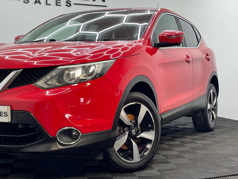 Nissan Qashqai 1.6 DIG-T n-tec 2WD Euro 6 (s/s) 5dr