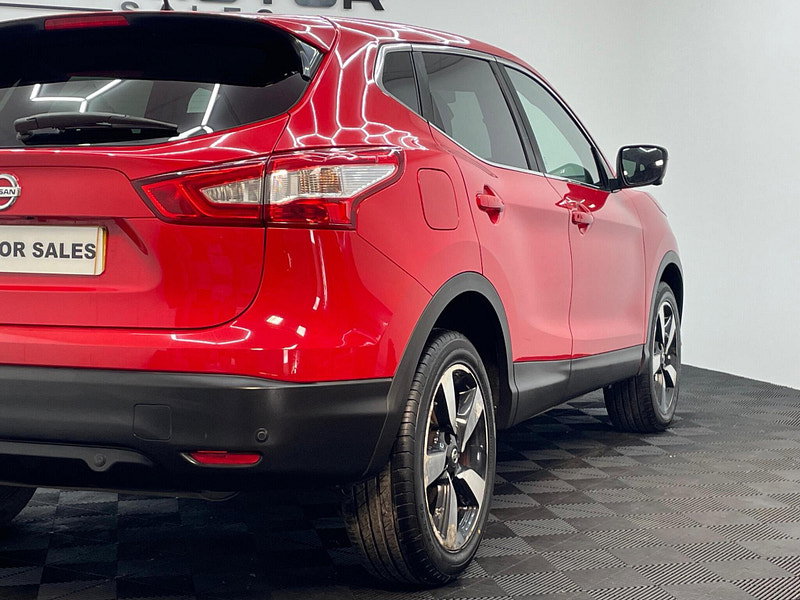 Nissan Qashqai 1.6 DIG-T n-tec 2WD Euro 6 (s/s) 5dr