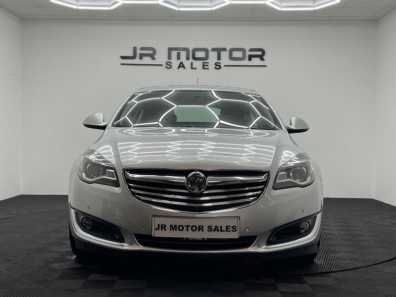 Vauxhall Insignia 1.8 16V Design Euro 5 5dr