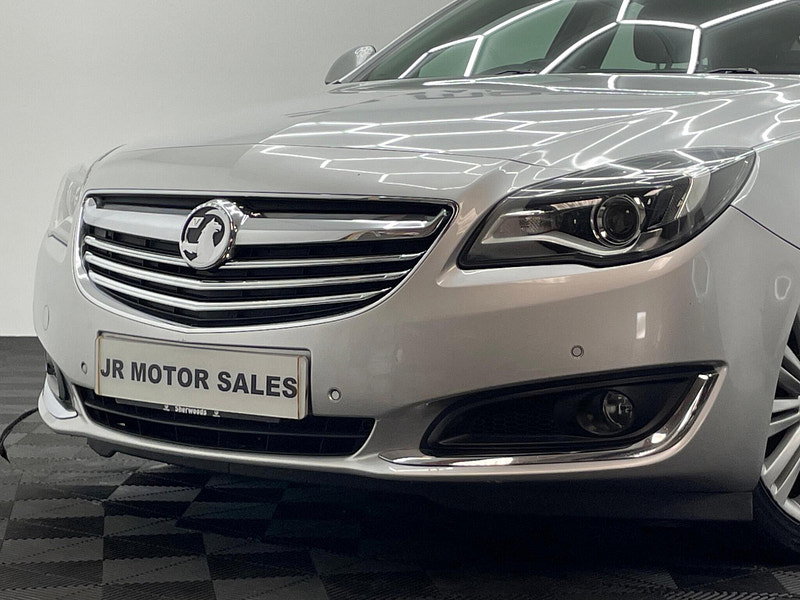 Vauxhall Insignia 1.8 16V Design Euro 5 5dr