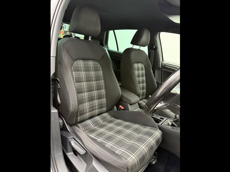 Volkswagen Golf 2.0 TDI BlueMotion Tech GTD Euro 6 (s/s) 5dr