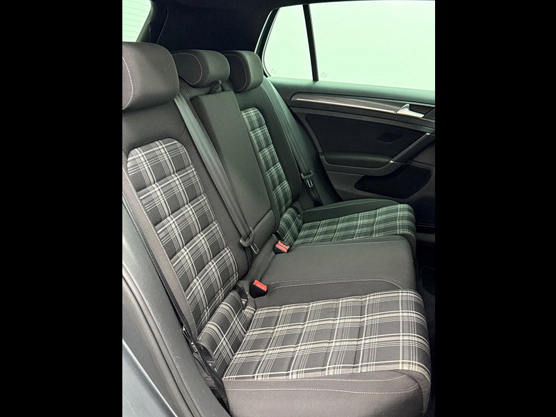 Volkswagen Golf 2.0 TDI BlueMotion Tech GTD Euro 6 (s/s) 5dr