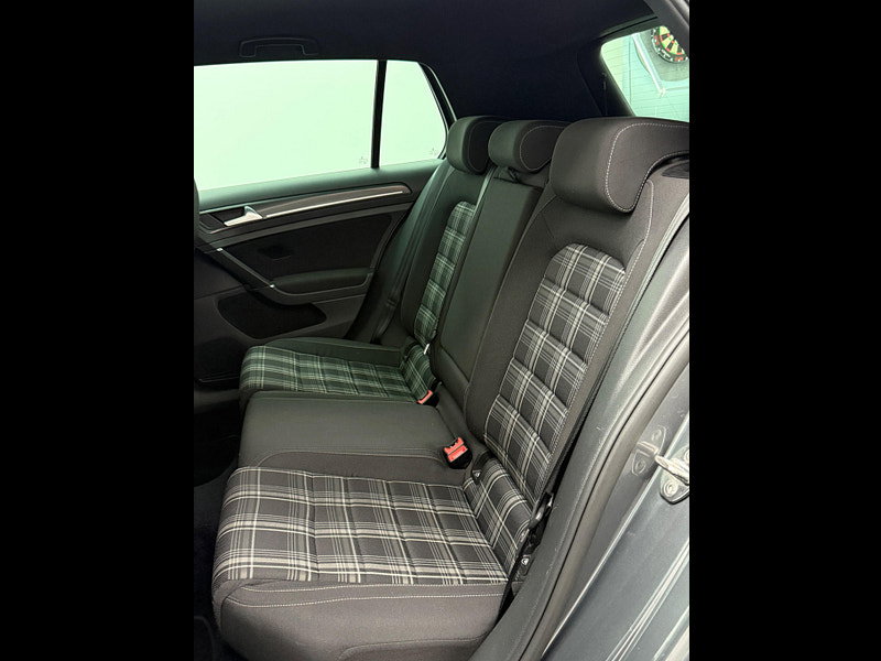 Volkswagen Golf 2.0 TDI BlueMotion Tech GTD Euro 6 (s/s) 5dr