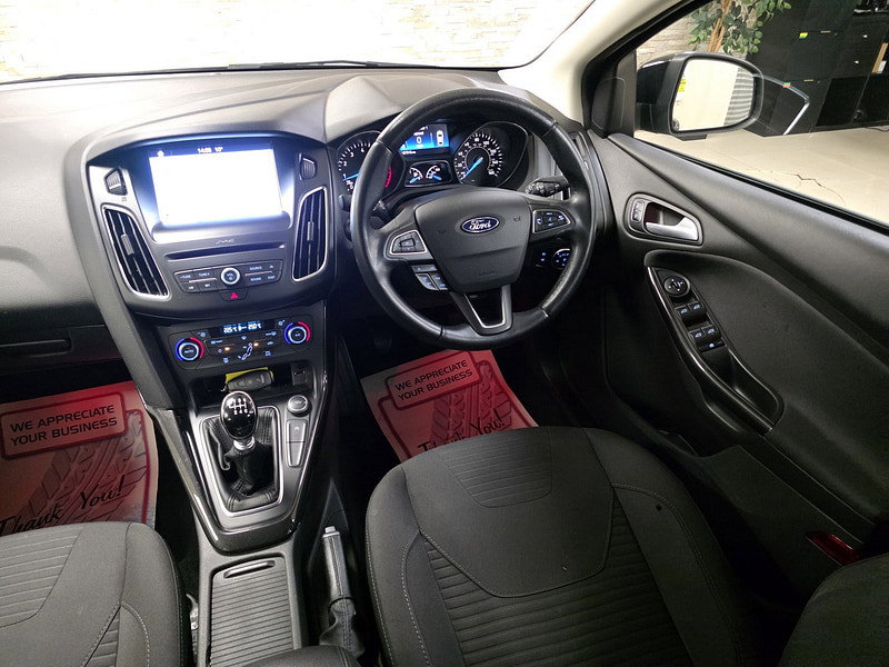 Ford Focus 1.0T EcoBoost Titanium Hatchback 5dr Petrol Manual Euro 6 (s/s) (125 ps)