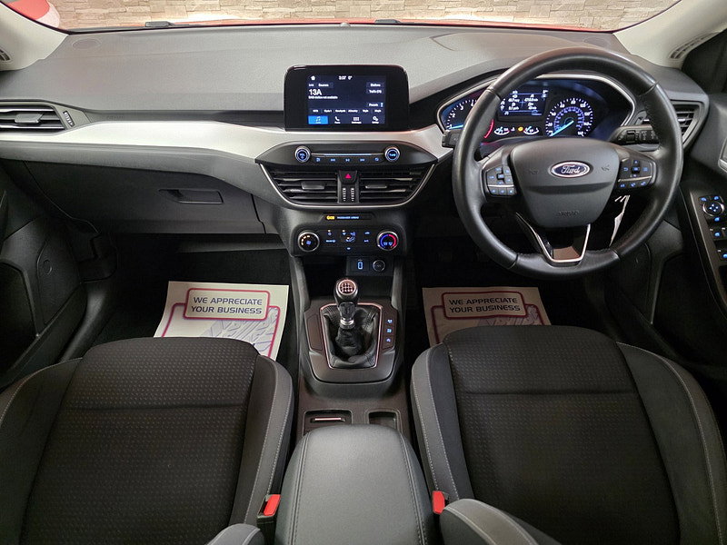 Ford Focus 1.0T EcoBoost Zetec Hatchback 5dr Petrol Manual Euro 6 (s/s) (100 ps)