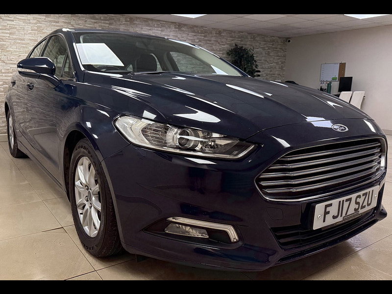 Ford Mondeo 1.5 TDCi ECOnetic Zetec Hatchback 5dr Diesel Manual Euro 6 (s/s) (120 ps)