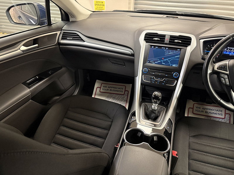 Ford Mondeo 1.5 TDCi ECOnetic Zetec Hatchback 5dr Diesel Manual Euro 6 (s/s) (120 ps)