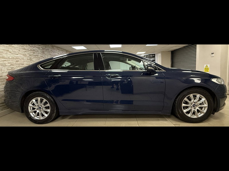 Ford Mondeo 1.5 TDCi ECOnetic Zetec Hatchback 5dr Diesel Manual Euro 6 (s/s) (120 ps)