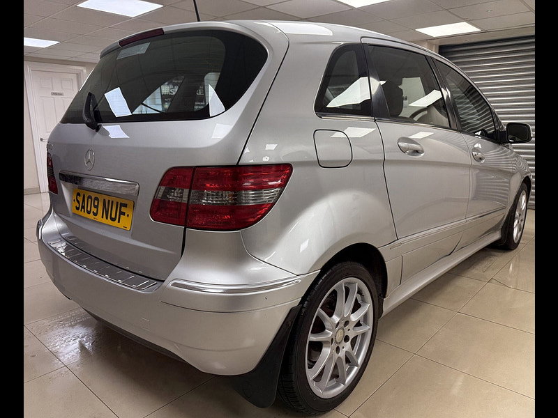 Mercedes-Benz B Class 1.7 B170 Sport MPV 5dr Petrol CVT (175 g/km, 116 bhp)