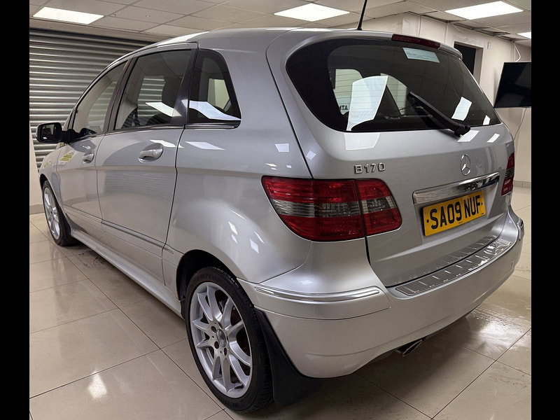 Mercedes-Benz B Class 1.7 B170 Sport MPV 5dr Petrol CVT (175 g/km, 116 bhp)