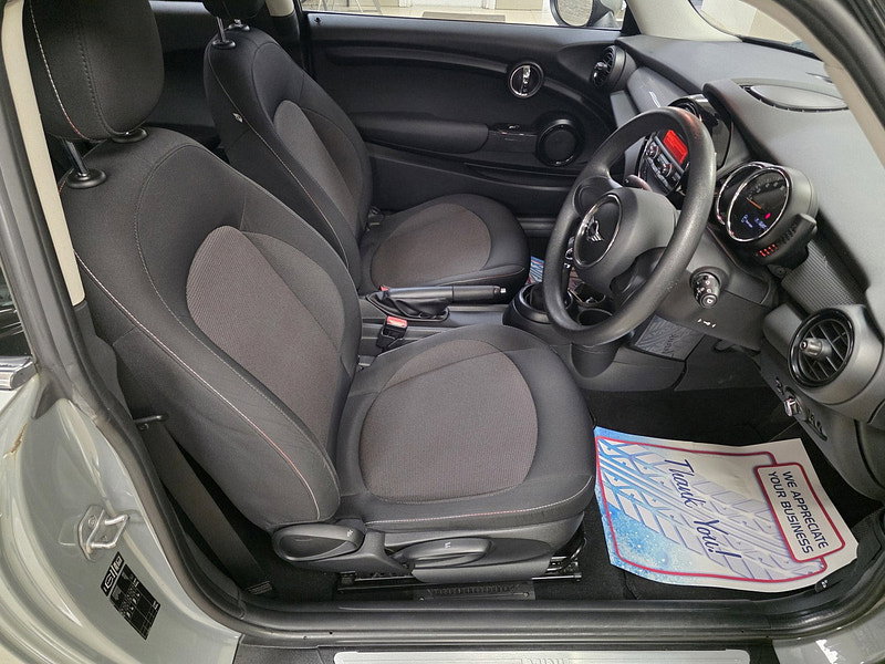 MINI Hatch 1.5 Cooper Hatchback 3dr Petrol Auto Euro 6 (s/s) (136 ps)