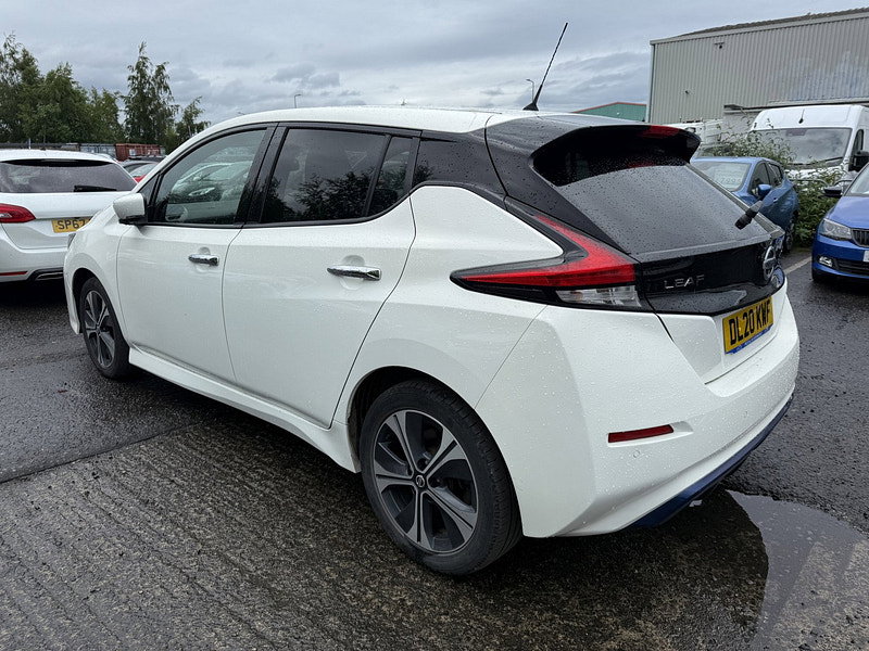 Nissan Leaf 40kWh N-Connecta Hatchback 5dr Electric Auto (150 ps)