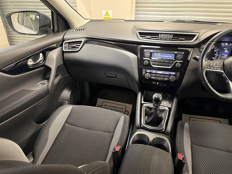 Nissan Qashqai 1.2 DIG-T Acenta SUV 5dr Petrol Manual Euro 6 (s/s) (115 ps)