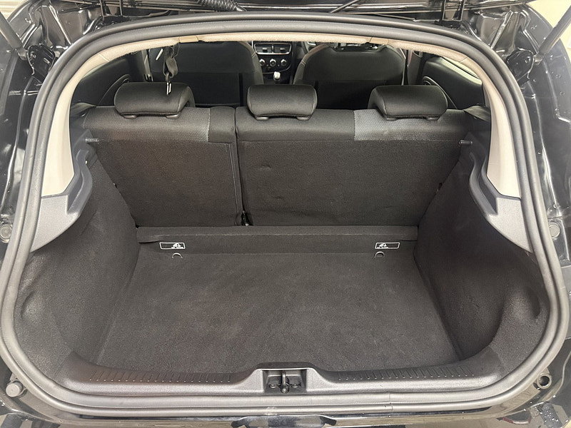 Renault Clio 0.9 TCe Dynamique Nav Hatchback 5dr Petrol Manual Euro 6 (s/s) (90 ps)