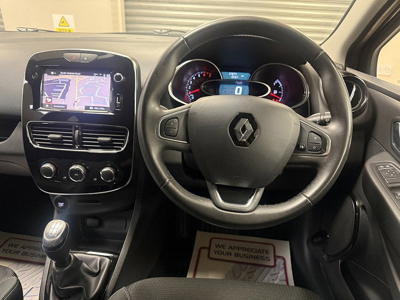 Renault Clio 0.9 TCe Dynamique Nav Hatchback 5dr Petrol Manual Euro 6 (s/s) (90 ps)