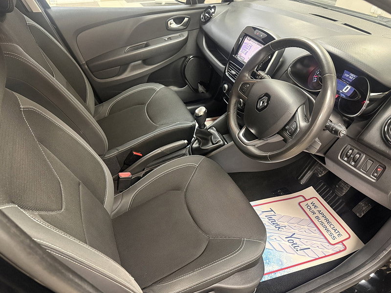 Renault Clio 0.9 TCe Dynamique Nav Hatchback 5dr Petrol Manual Euro 6 (s/s) (90 ps)