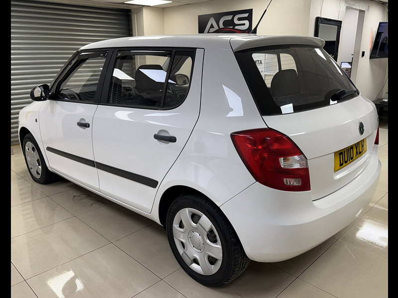 Skoda Fabia 1.2 HTP 12V 1 Hatchback 5dr Petrol Manual (140 g/km, 70 bhp)