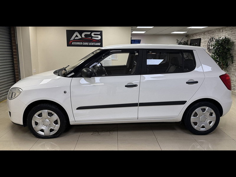 Skoda Fabia 1.2 HTP 12V 1 Hatchback 5dr Petrol Manual (140 g/km, 70 bhp)