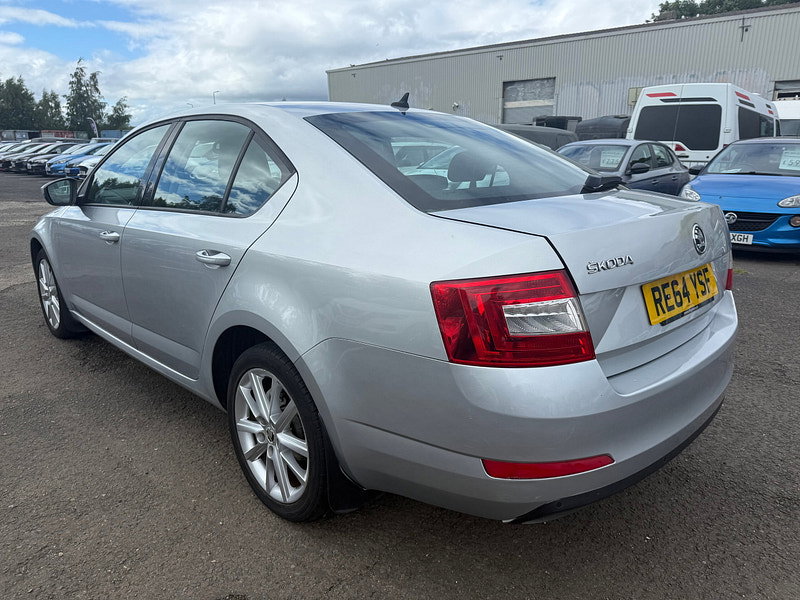 Skoda Octavia 1.4 TSI Elegance Hatchback 5dr Petrol DSG Euro 5 (s/s) (140 ps)