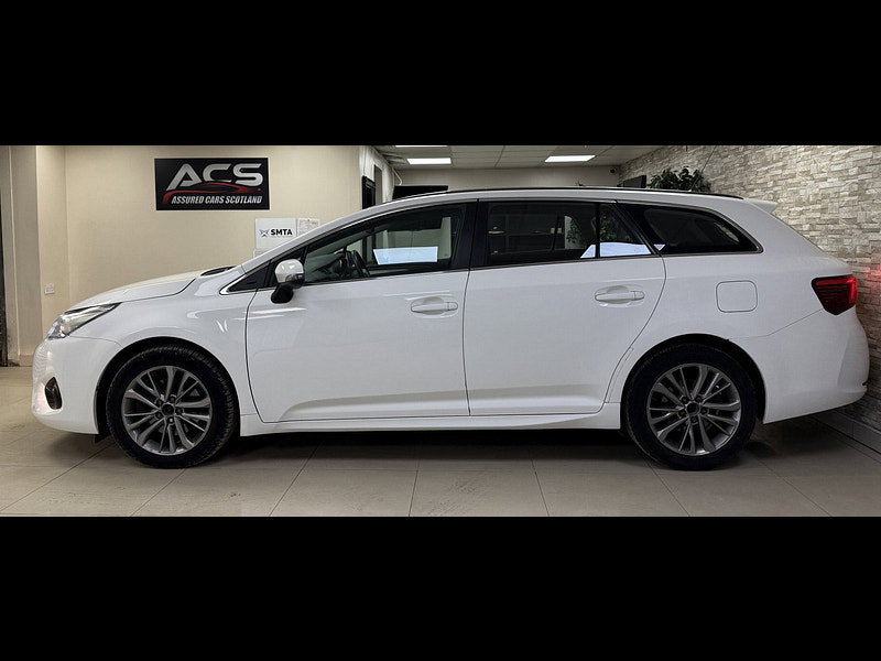 Toyota Avensis 2.0 D-4D Business Edition Touring Sports 5dr Diesel Manual Euro 6 (s/s) (143 ps)