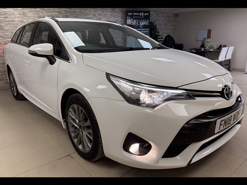 Toyota Avensis 2.0 D-4D Business Edition Touring Sports 5dr Diesel Manual Euro 6 (s/s) (143 ps)