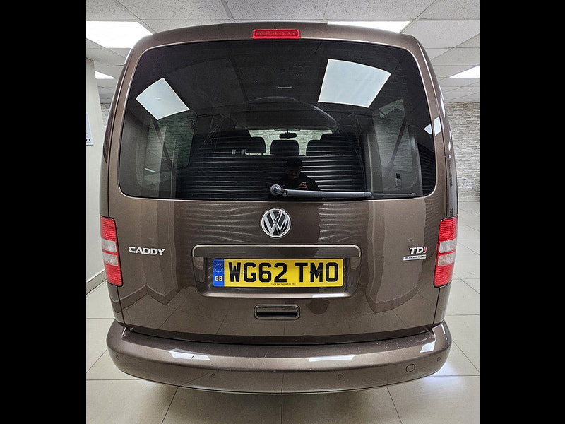 Volkswagen Caddy Maxi Life 1.6 TDI CR MPV 5dr Diesel Manual Euro 5 (102 ps)