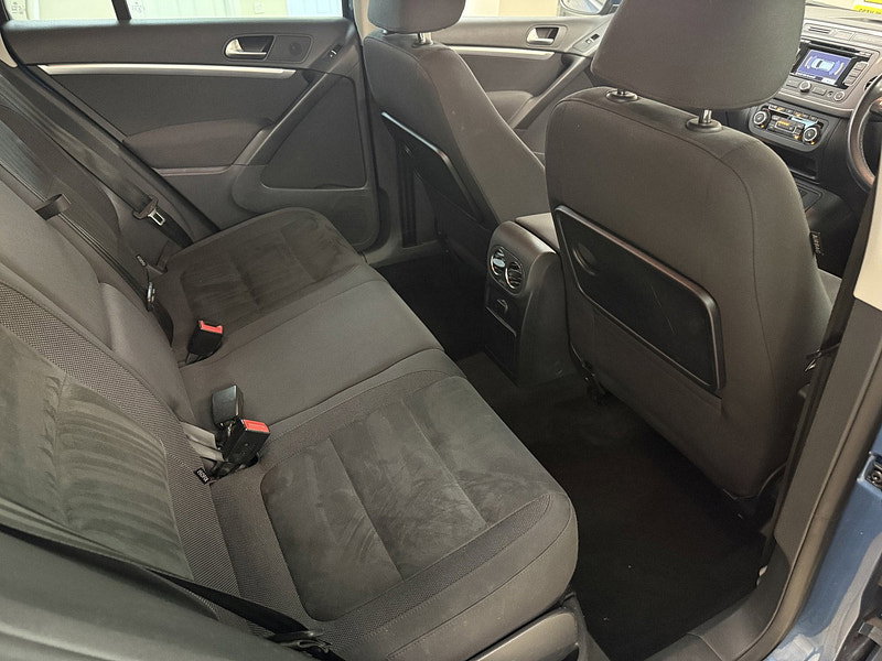 Volkswagen Tiguan 2.0 TDI BlueMotion Tech Match SUV 5dr Diesel DSG 4WD Euro 5 (s/s) (140 ps)