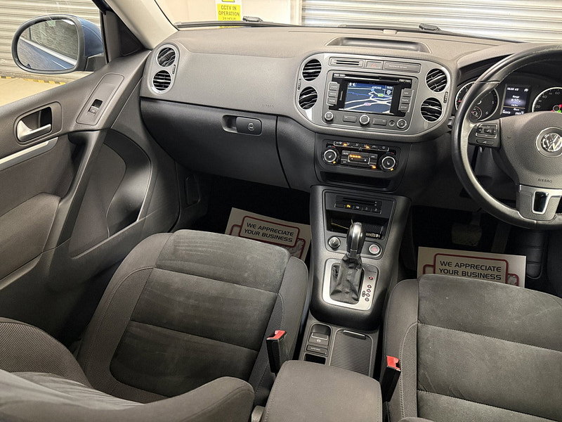 Volkswagen Tiguan 2.0 TDI BlueMotion Tech Match SUV 5dr Diesel DSG 4WD Euro 5 (s/s) (140 ps)