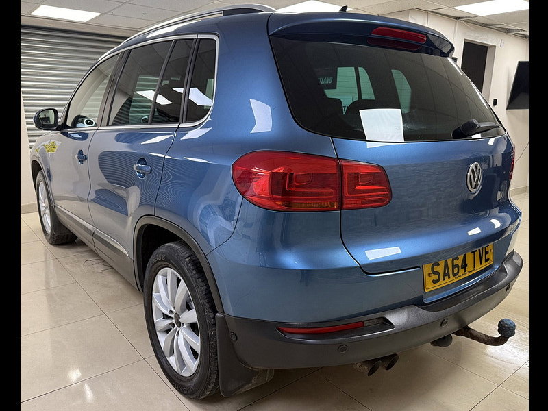 Volkswagen Tiguan 2.0 TDI BlueMotion Tech Match SUV 5dr Diesel DSG 4WD Euro 5 (s/s) (140 ps)