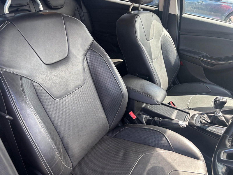 Ford Focus TITANIUM X