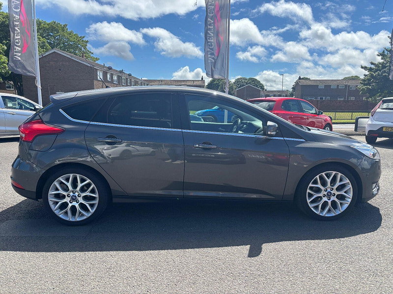 Ford Focus TITANIUM X