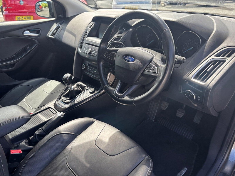 Ford Focus TITANIUM X