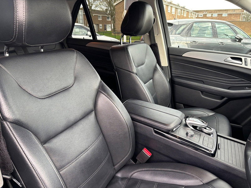Mercedes-Benz GLE GLE 350 D 4MATIC AMG LINE