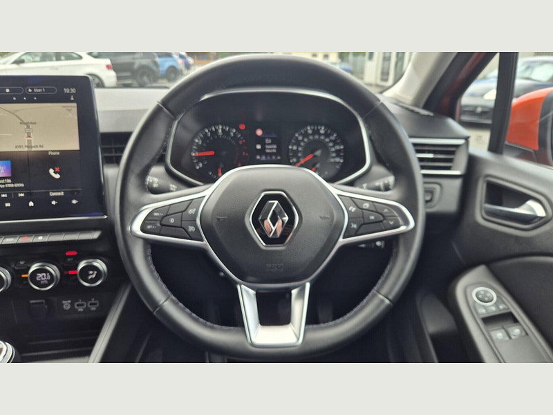 Renault Clio ICONIC TCE